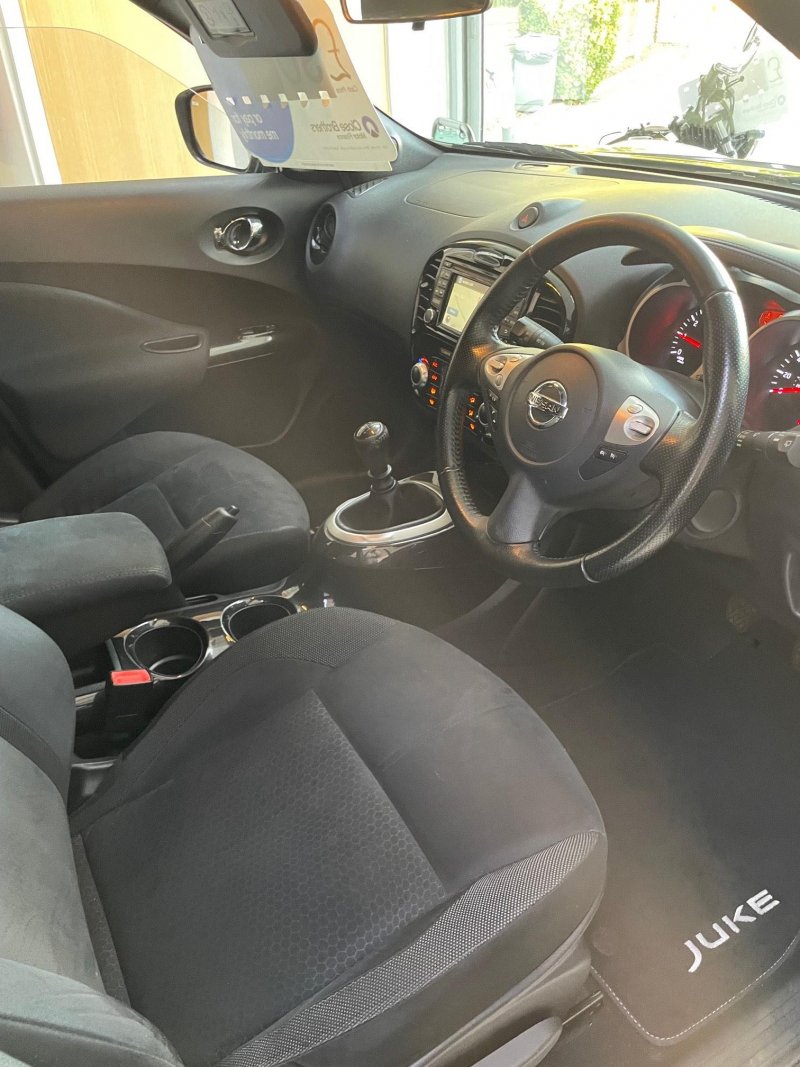 NISSAN JUKE