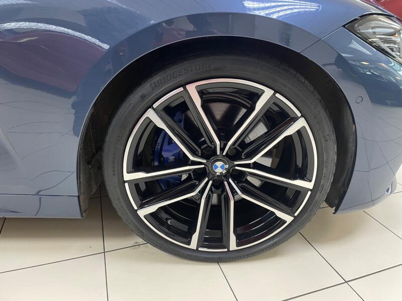 BMW 4 SERIES