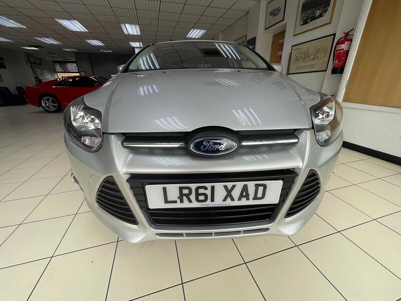 FORD FOCUS