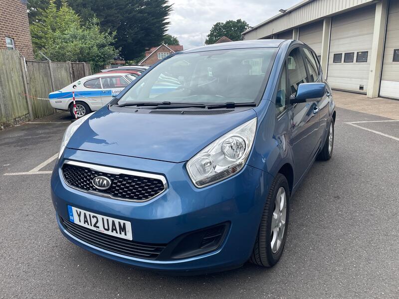 KIA VENGA 1.6 2